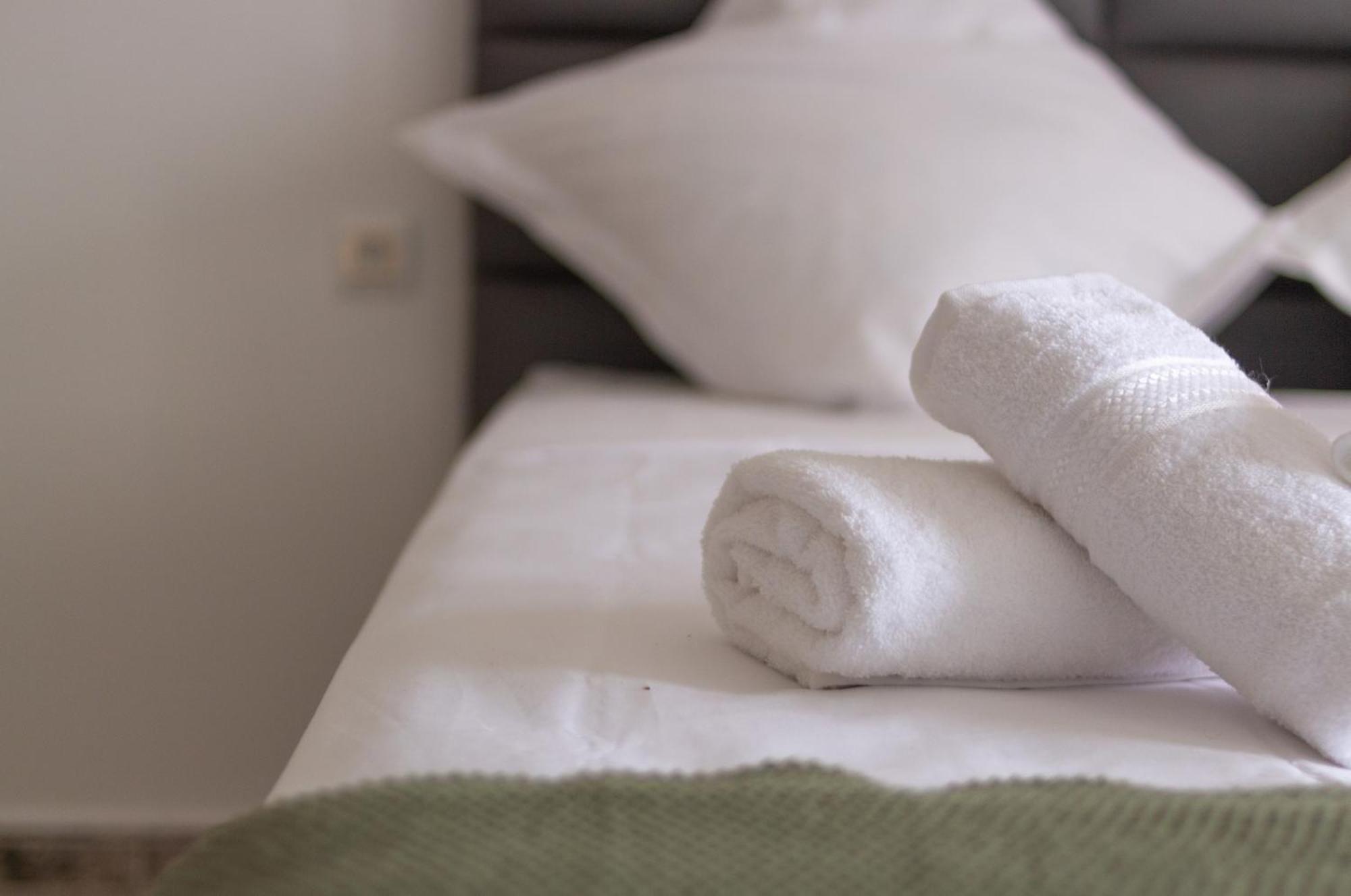 Appartements Calmes Et Spacieux เทโทอัน ภายนอก รูปภาพ